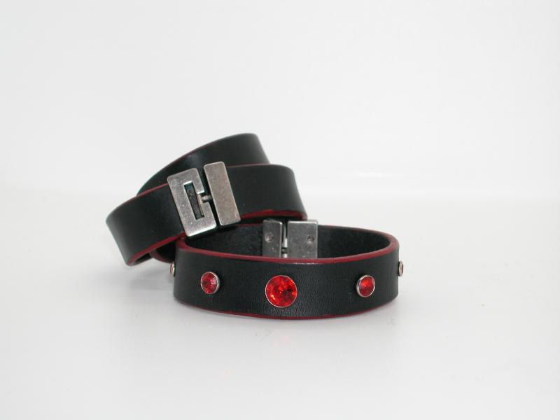 Black Bracelet with Red Gem accents With A Choker With T Style Clasps, Custom, Full Grain Leather, Hand tooled, Hand Made in the Okanagan, Oliver, B.C., Canada.